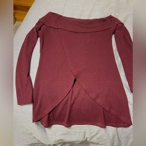 Off the shoulders burgundy long sleeve shirt from Little Black Dress